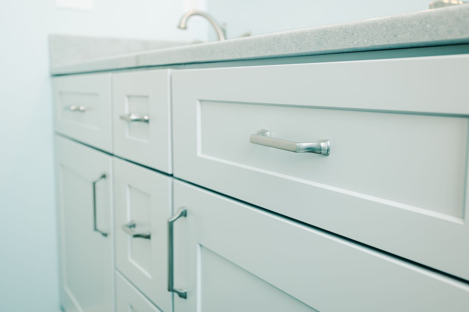 Counters & Cabinets